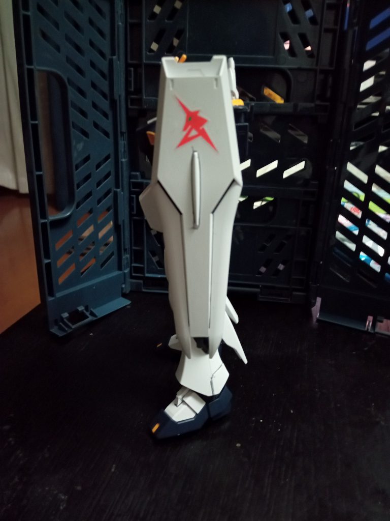 本体のみの左側シールドで隠れてしまう(笑)