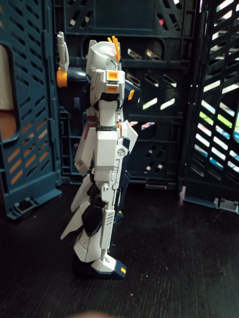 本体のみの右側なんか、寂しい( ̄▽ ̄;)