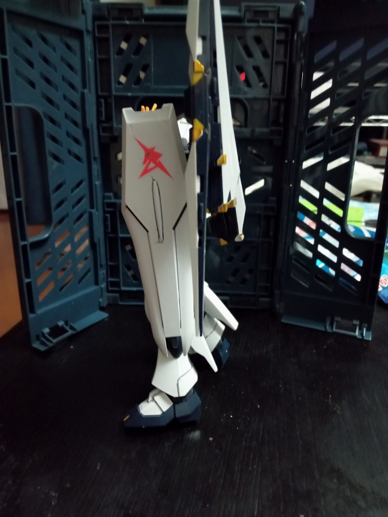 ファンネル付きの左側う~ん、アンバランスだな( ̄▽ ̄;)