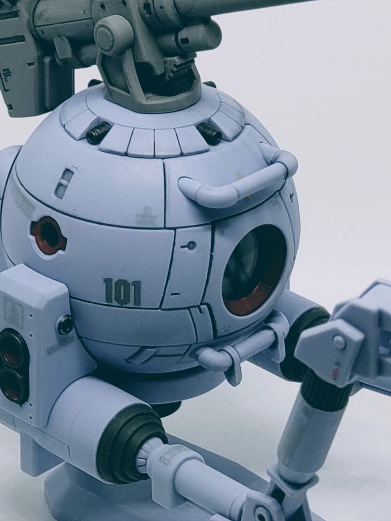 グレーのコーションデカールが余り目立たなくミスりました。