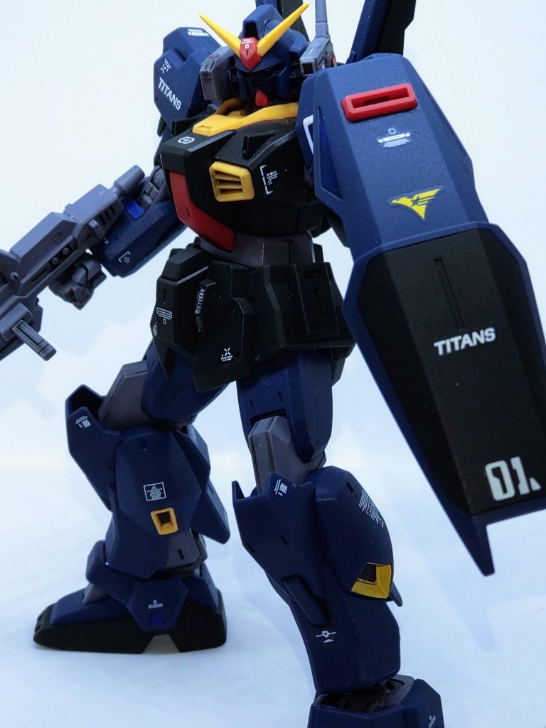 シールドとビームライフル