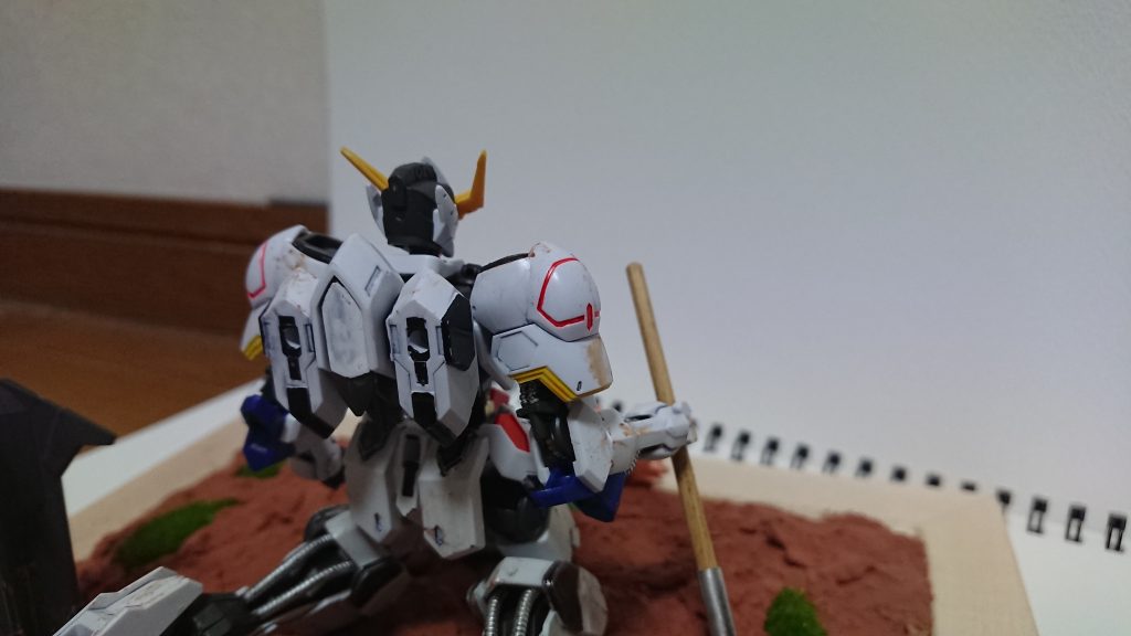 塗装、トップコート等初めてやってみました。慣れない事で難しかったのですが楽しく出来たと思います。