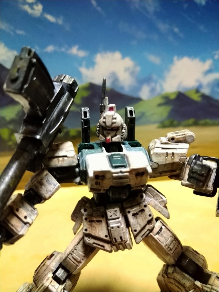 フロントアーマーの汚れ具合がお気に入りダイソーのアイシャドウで汚してみました低価格なので気兼ねなくゴリゴリ使える 