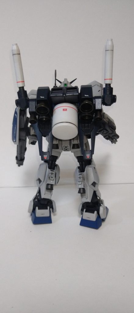 後ろ腰とふくらはぎにプラ版、ジャンクパーツでスラスター追加。バックパックはリゼル(ゼネラルレビル配備型)のものだったとおもいます。