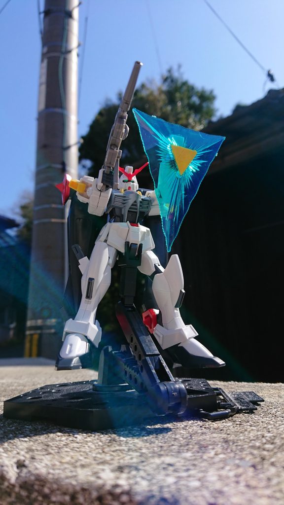 ハイペリオンガンダム–2枚目/制作者：友情ピエール