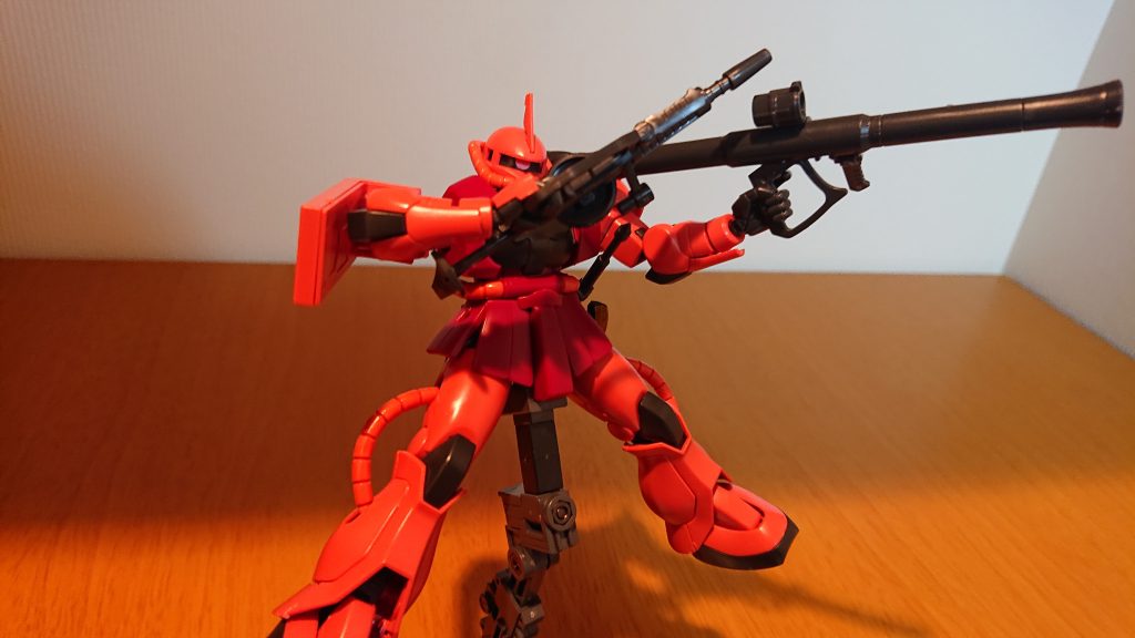 HG シャア専用ザクⅡ–3枚目/制作者：刺身オレンジ