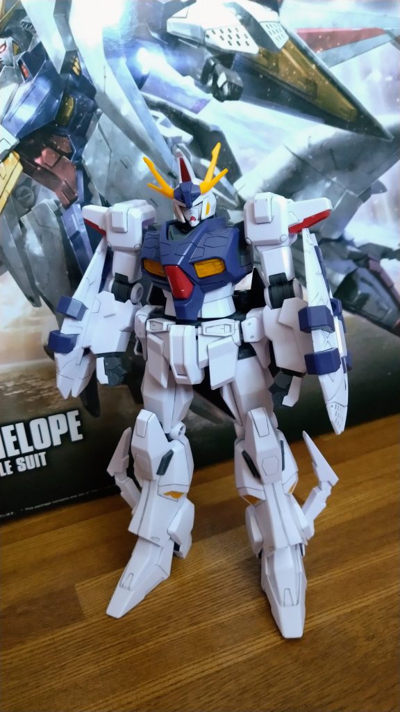 素のオデュッセウスガンダムもこれはこれでスタイリッシュでカッコイイ( =´▽`=)……けど、どこか悪役顔w