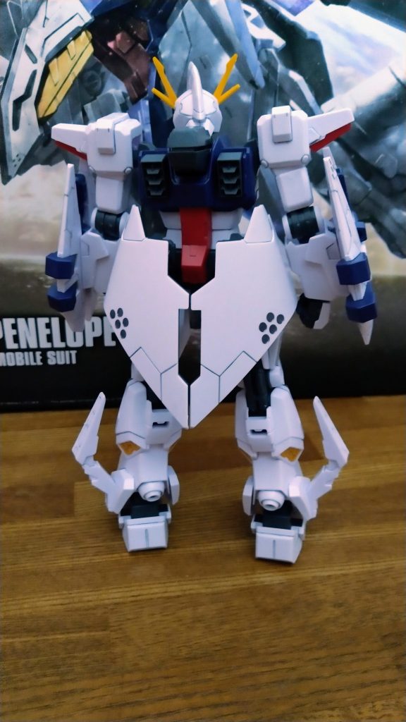 大きさの割に作りやすかったですね。しかし、完成はさせましたがその大きさで置き場に困りそうです。バラさないと箱には入りそうもないし……ちゃんと邪魔にならないところに片付けておかないと嫁に怒られる……子供に破壊される……((((;゚Д゚))))ガクガクブルブル今回はこれで終わろうと思います。最後まで見ていただきありがとうございました!