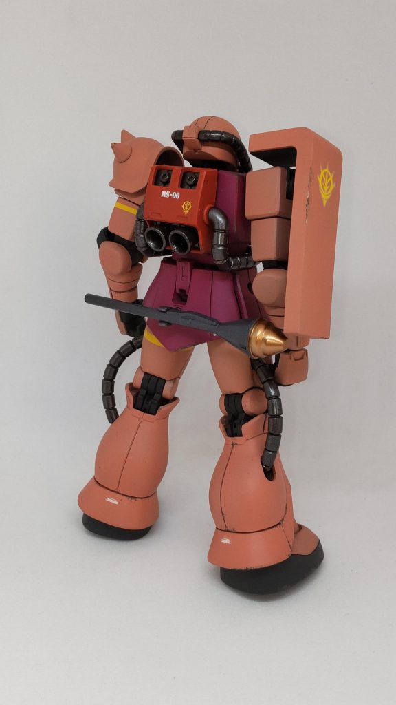 背面。シュツルムファウストはIGLOOで装備していたので。