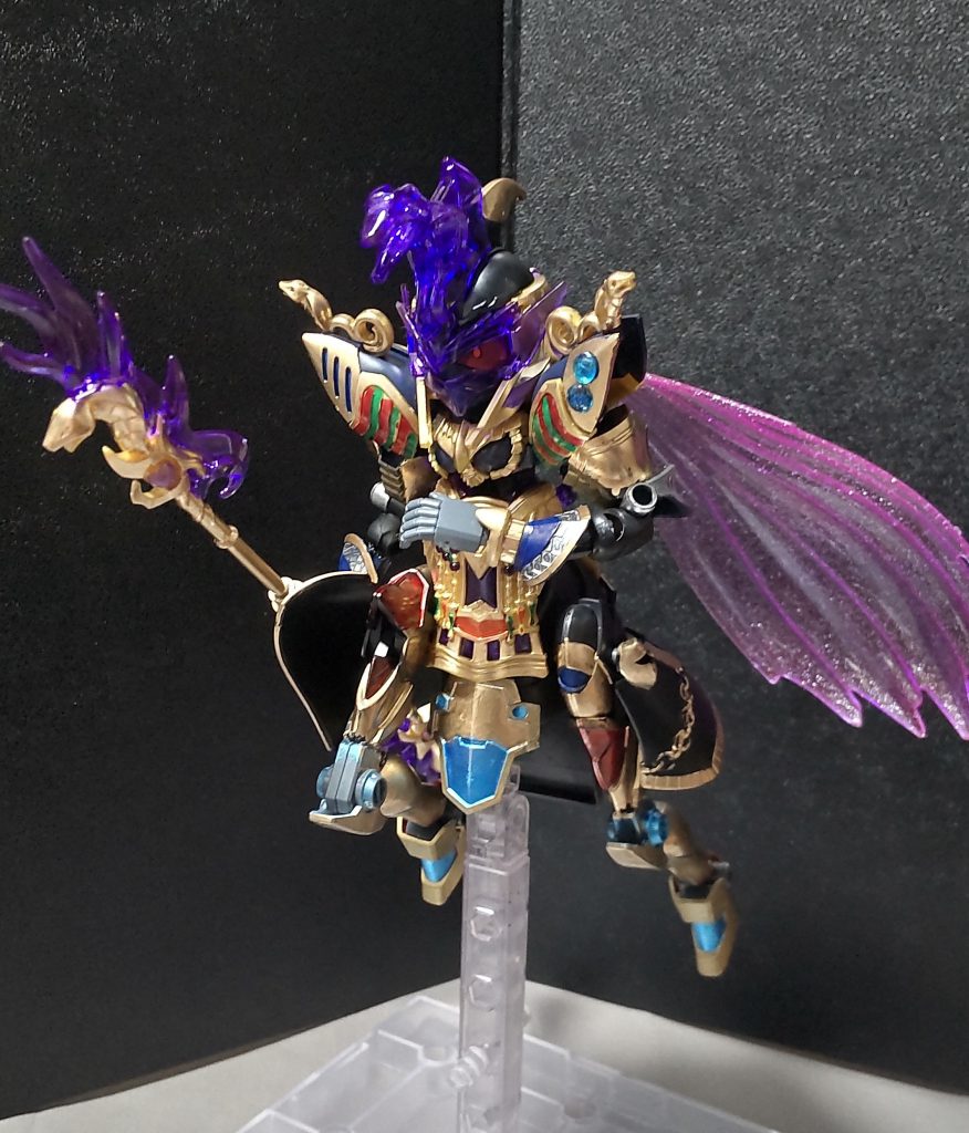 膝部は二重関節にしてあるので、可動域は広めになってます。