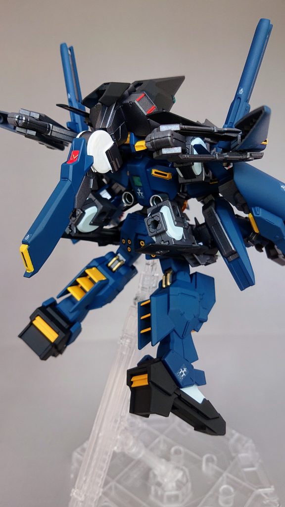 背面から。細部の塗り分けにも自分なりに力を入れました。