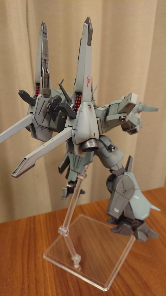 火元の近くにミサイルとは...