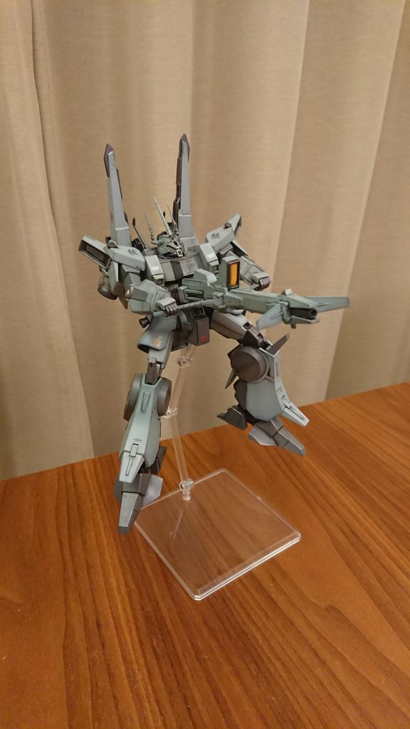 お腹に突き刺すのですね...