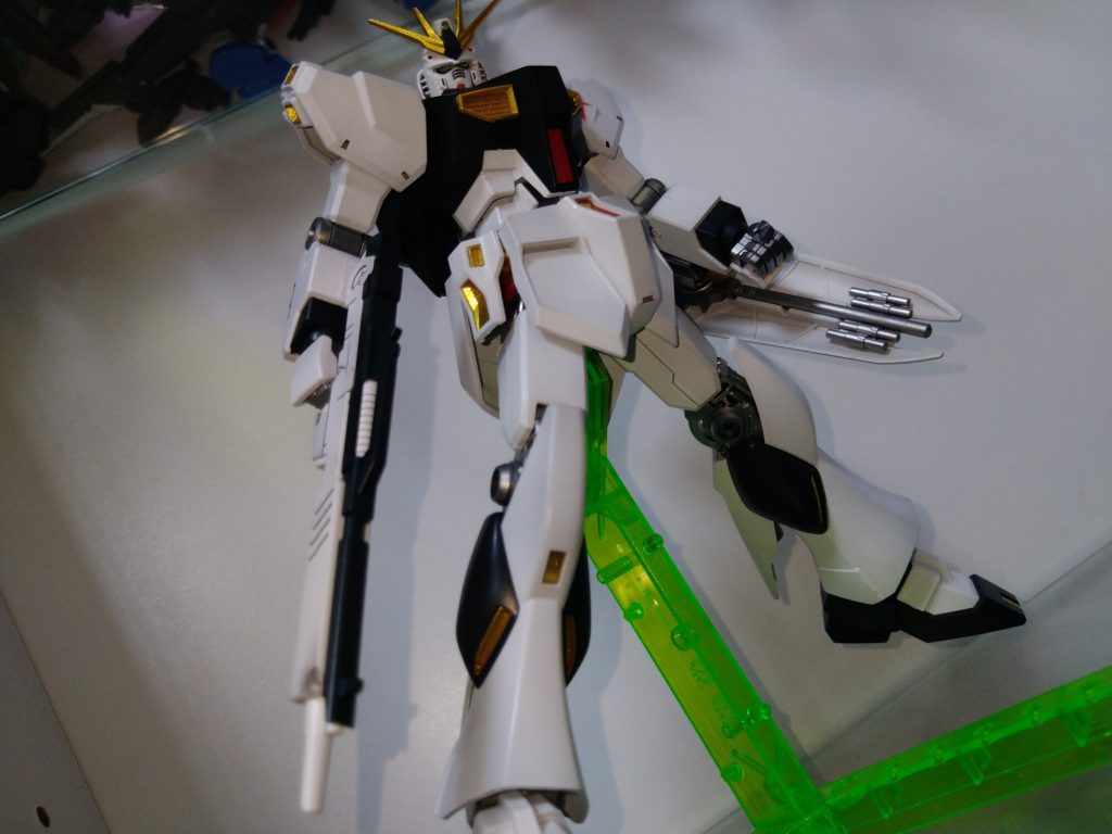 ニューガンダム–5枚目/制作者：Neo