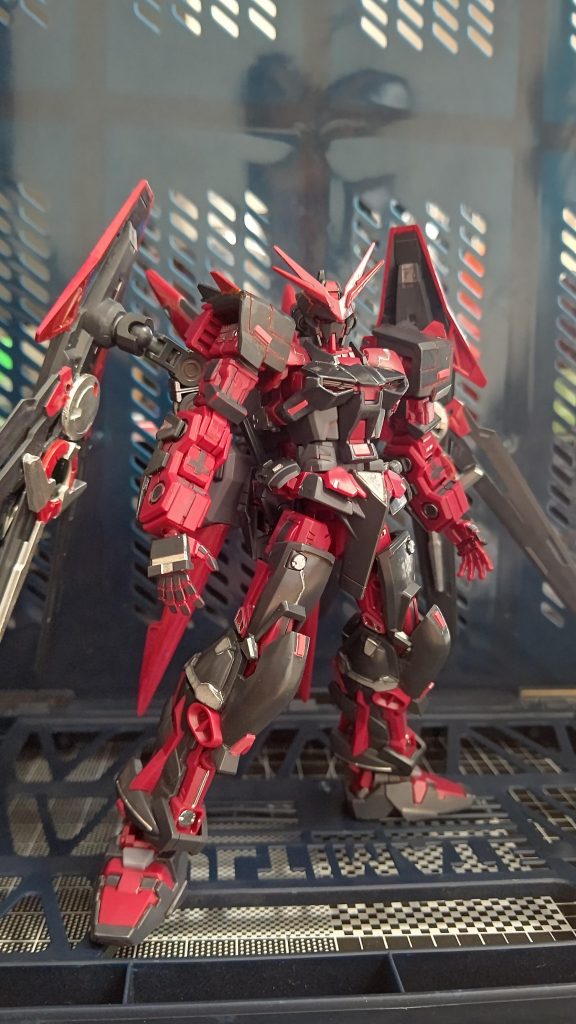 正面になります。手の甲やアストレイの手のように色分けして塗装したのですが私としては上手くいきお気に入りです♪最後までご覧頂きありがとうございました。