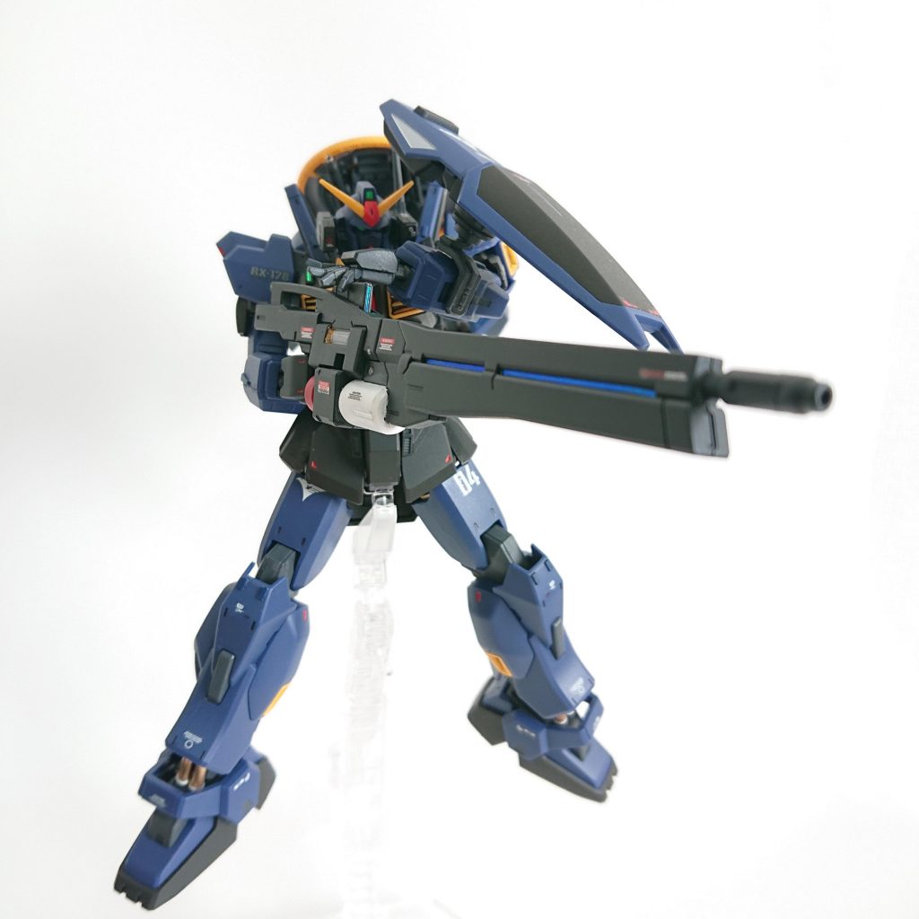 試験は良好なデータを記録したが、最終の最大出力、限界評価試験において必然とも呼べる激突事故を起こし大破、パイロットは戻らなかったが、命題であったMS最速は大幅に更新されるという皮肉な結果をみる。宇宙空間での試験であれば、本機も実戦投入されるなど、また違う結果であったかもしれない。