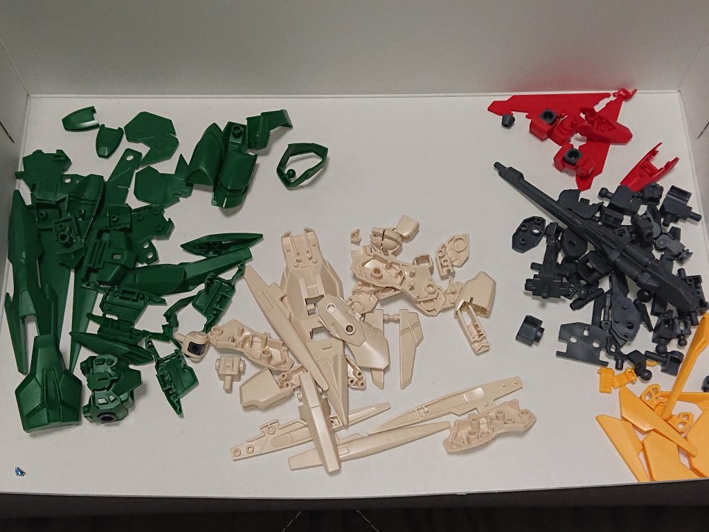 緑は 白に クリーム色も白に