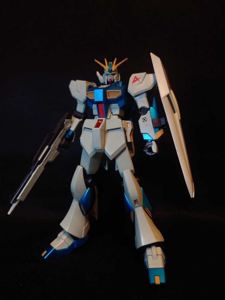 追記：#ガンマカ企画 ということで幸か不幸か？本作もガンマカオンリー塗装だったのでエントリーします。使用カラー：ガンダムマーカーMSVセットより・ライトブルー（メイン）・ダークイエロー(アンテナ・インテーク等・ダークグレー(関節等ガンダムマーカーEX・コスモメタブルー(バスト・ふくらはぎ等・ロイヤルメタレッド(コクピットカバー・ヘビーガンメタリック(内部フレーム仕上げにガンダムマーカーのクリアーつや消しを使用します。メタリックが落ち着いた感じになります。因みに全てガンマカエアブラシ使用。