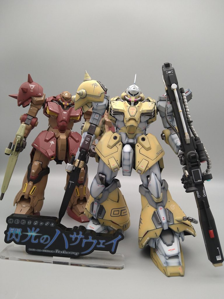 以前作ったメッサーＦ０１型とパシャリ📸今回作ったのがエース機に見えると嬉しいです😆