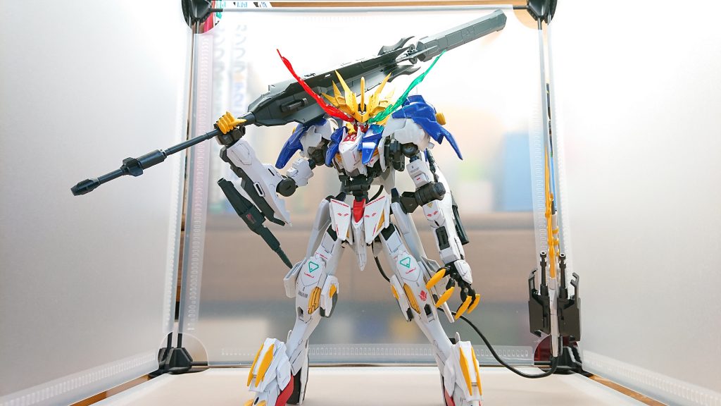 モビルアーマーだけでなく複数の敵機体をなぎ払うこともできる