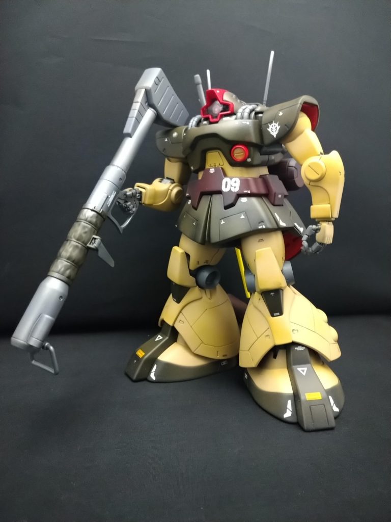 ドワッジと言えばこのサーマルジャケット付きのバズーカでしょう〜