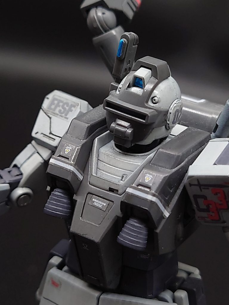 ナイトシーカーは、この溶接工みたいなお面が特徴的です(笑)　プレバンで見かけて時めっちゃかっこいいと思ってすぐに予約購入しました！