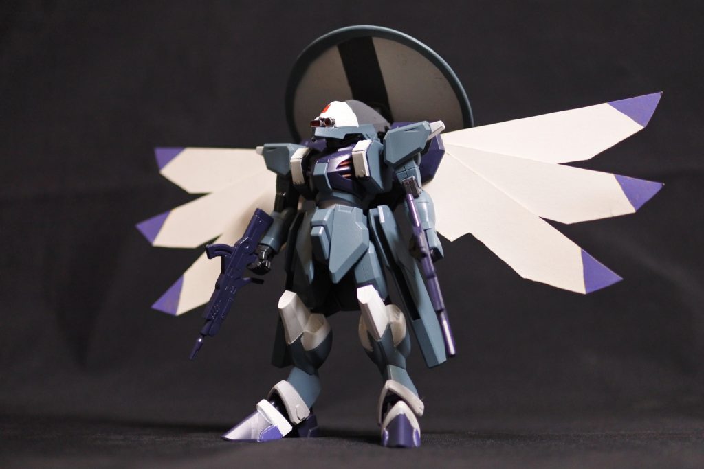 エアロシェルはキットの前半分をそのまま使っているので、被ることができます。