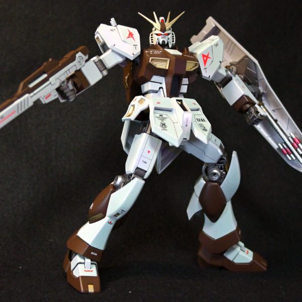 EG（エントリーグレード）・νガンダム