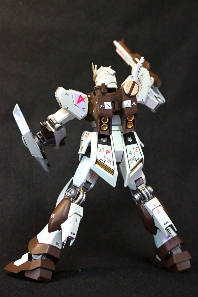 EG（エントリーグレード）・νガンダム–3枚目/制作者：jigen