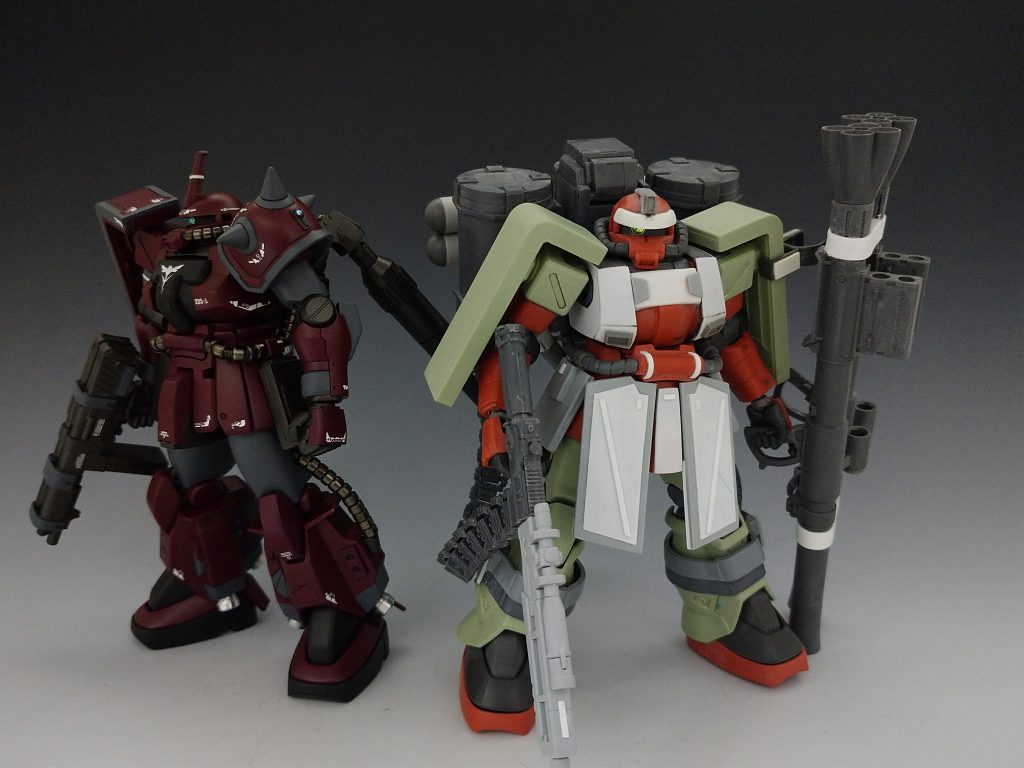 次回予定作と一緒に。連邦予定でしたがグレーで塗装した方がカッコいいだろうなと現在カラーリングで悩んでいます(笑)今回も最後までご覧くださりありがとうございました！