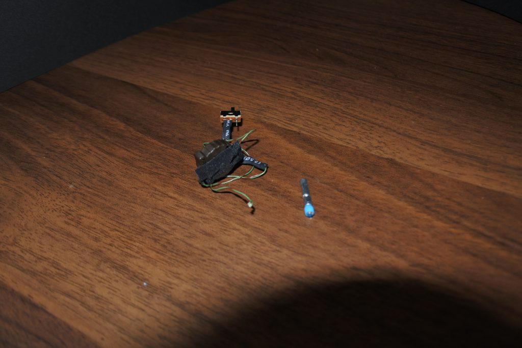 この２つがLEDです