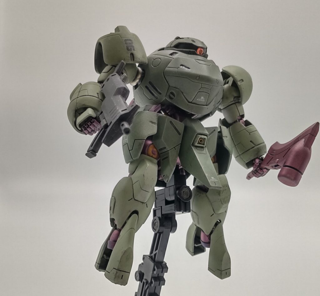 通常仕様の脚部これも好き