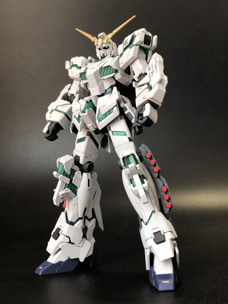 個人的には武装が無い方が好みです。デカールは適当なデカールを切って使ってます。