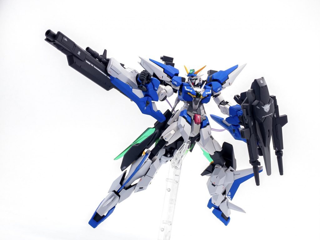 ランチャー、シールドも手持ちで使用可能