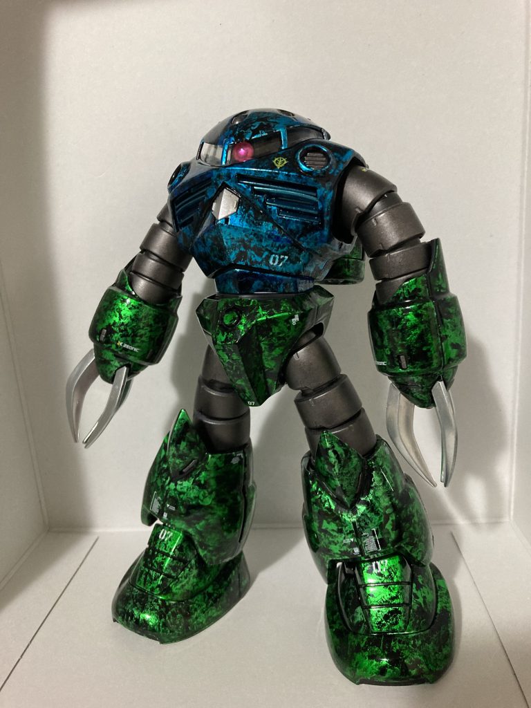 出来上がりを見た妻が「カナブンみたい」と一言。やめてくれ、カナブンにしか見えなくなってきた･･･。