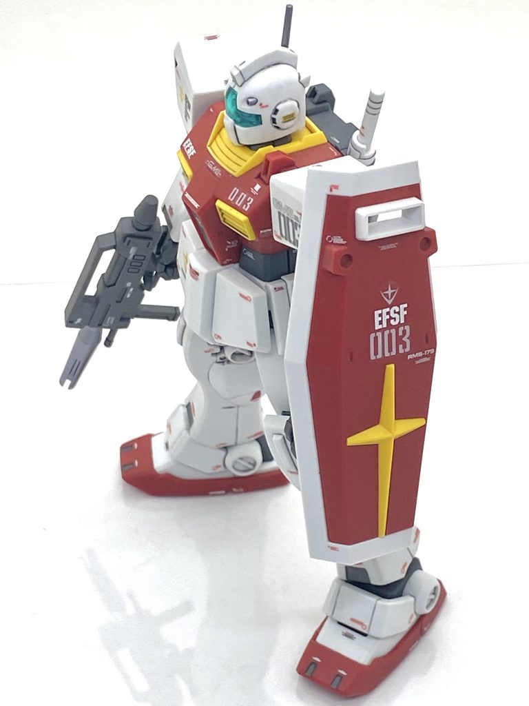 メタリック以外の部分は(クレオス)Mr.カラーGXスーパースムースクリアーを吹き付けております。