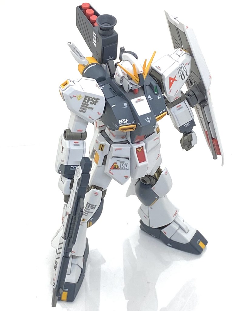 タガネや目立てヤスリは中々在庫が無い上に値段も高いのですが・・・一度使うと手を離せなくなる工具でモールドを一度ケガキますとシャープになります。