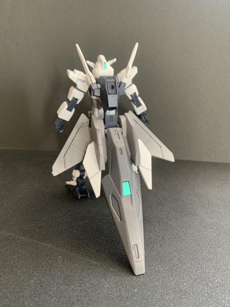 ガンダムマーカーエアブラシシステムで塗装しました。