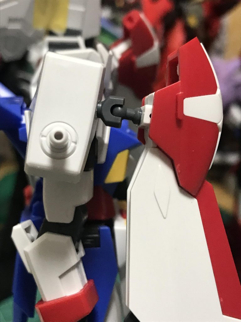 こんな感じで受けジョイントも肩に埋め込んで接続。グリグリ動かしてもしっかり保持してくれるので結果としては大成功だったなと。