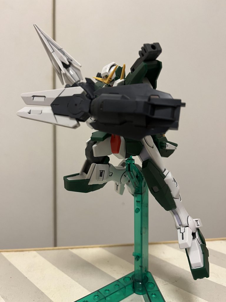 グラグラしますが、手にも持てますよ。