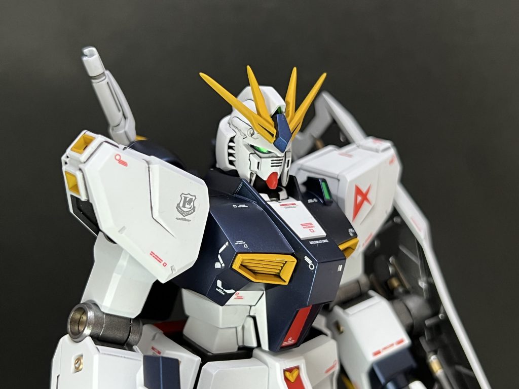 HG+EG νガンダム