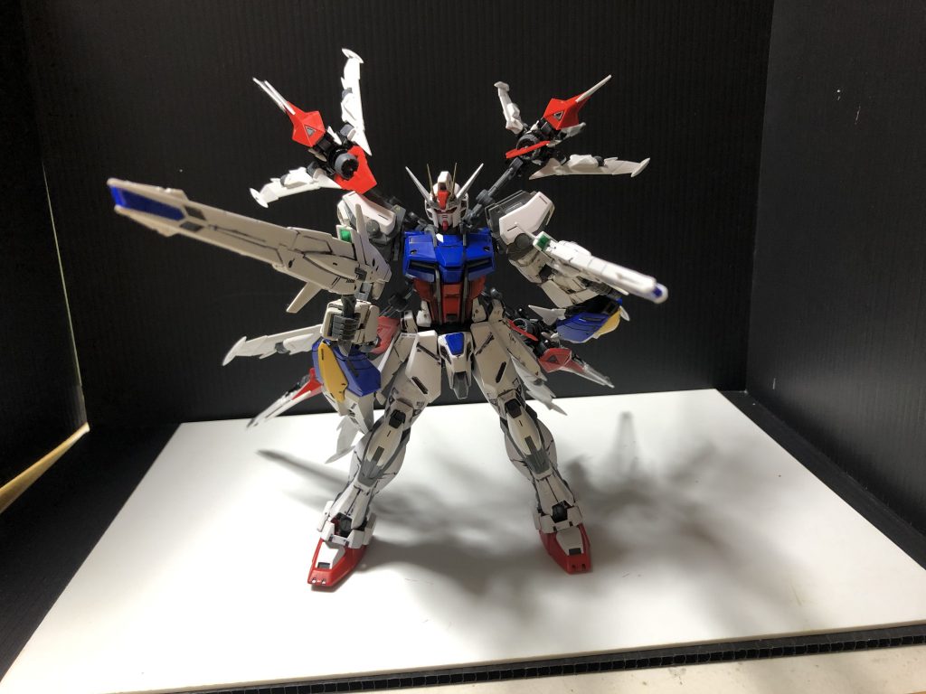 ストライクガンダム エクリプスパック–3枚目/制作者：アッキー