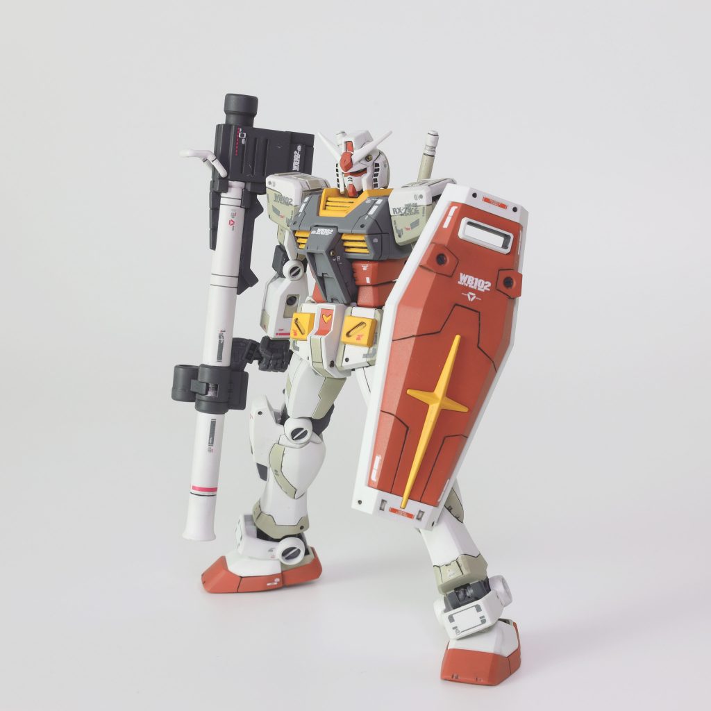 バズはオリジン用の。RGのよりもこっちのが格好良い。
