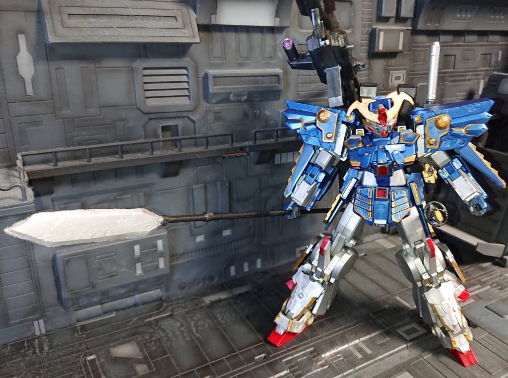 ランナープラ板で刃を作成した槍