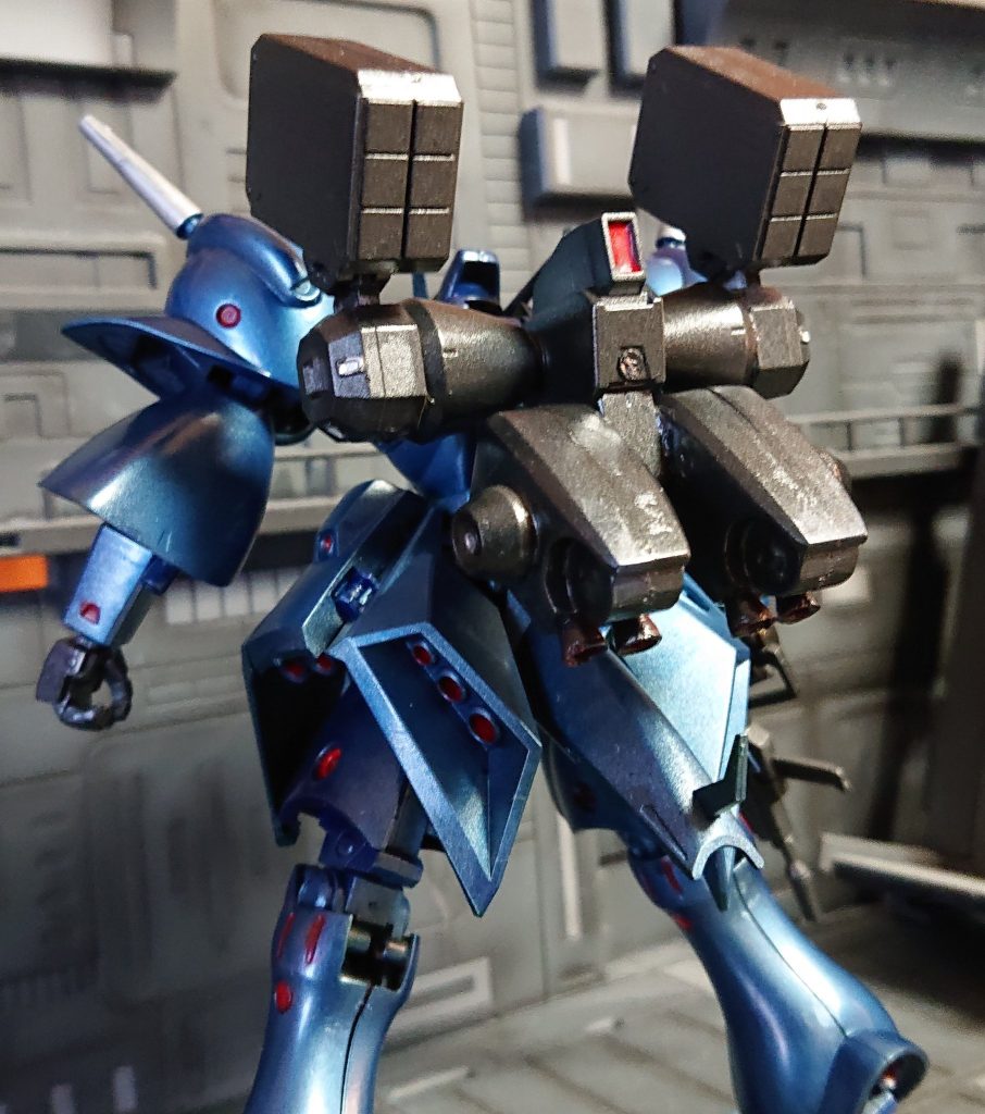 ビルドマークⅡのものをベースにサンボルFAのミサイルとかMSVの強行偵察ザクの太ももとかで作成