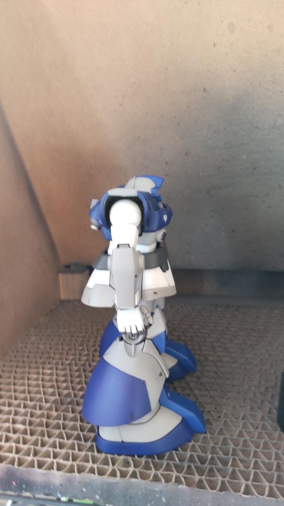 今回はれんしを兼ねて少しの改造とスジボリをしてみました。