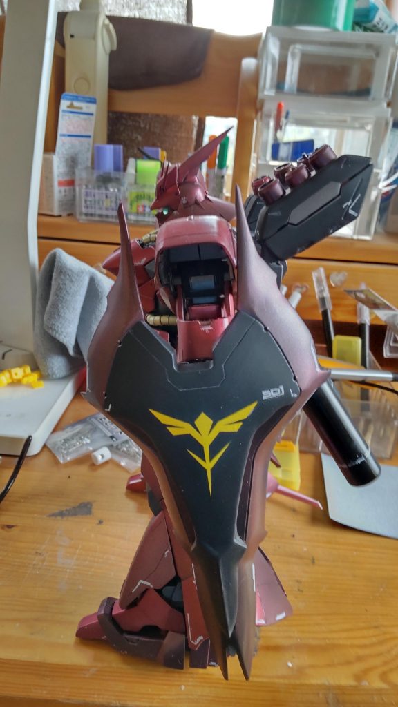 デカールは、多分中華製。