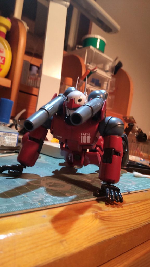 ガンキャノンのお決まりポーズで