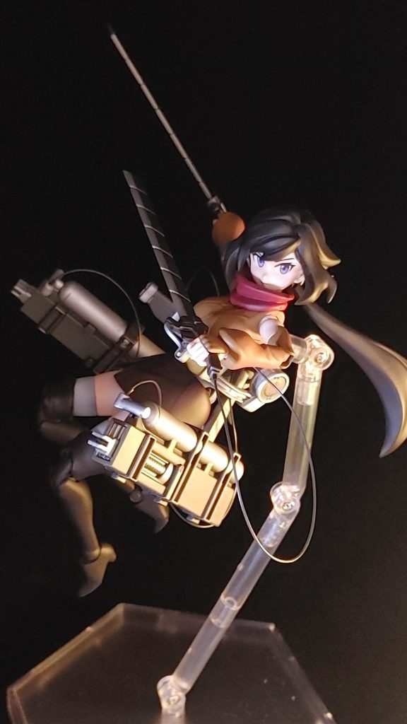 某機動装置が似合うキットを検討した結果、アヤメ先生に装着していただく事にしました。