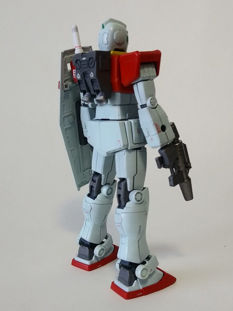 カラーリング(水性ホビーカラー)赤:シャインレッド黄:ガンダムイエロー白:ホワイトにペールグリーン少量バックパック:グレーバイオレットスプレーガン:ガンメタル関節部分はキットにより異なる成型色の組み合わせで情報量を追加しました。